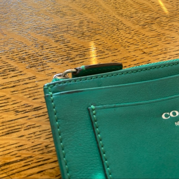 Coach Legacy Emerald Green Oversized Mini Skinny Wallet - Picture 5 of 5